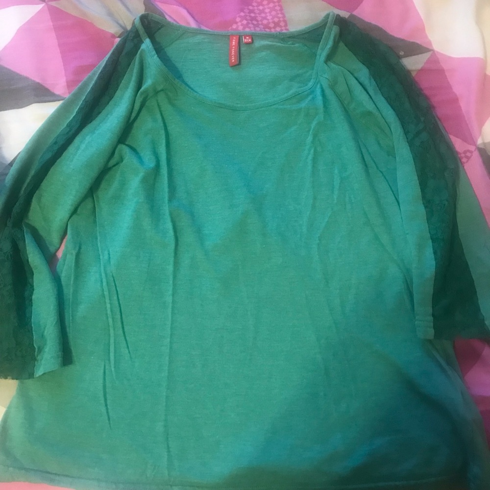 Top - Picture 2 of 2